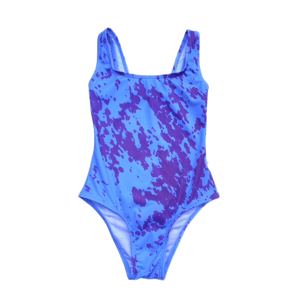 Berry blast one piece color changing swim suit for girls. Colors change from purple to blue when temperature activates the crystals. Kameleon Swim